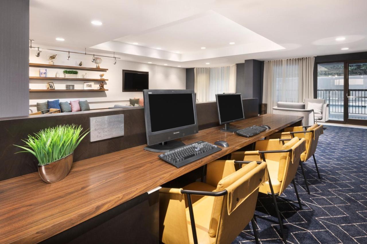 Hotel Courtyard By Marriott Burlington Exterior foto