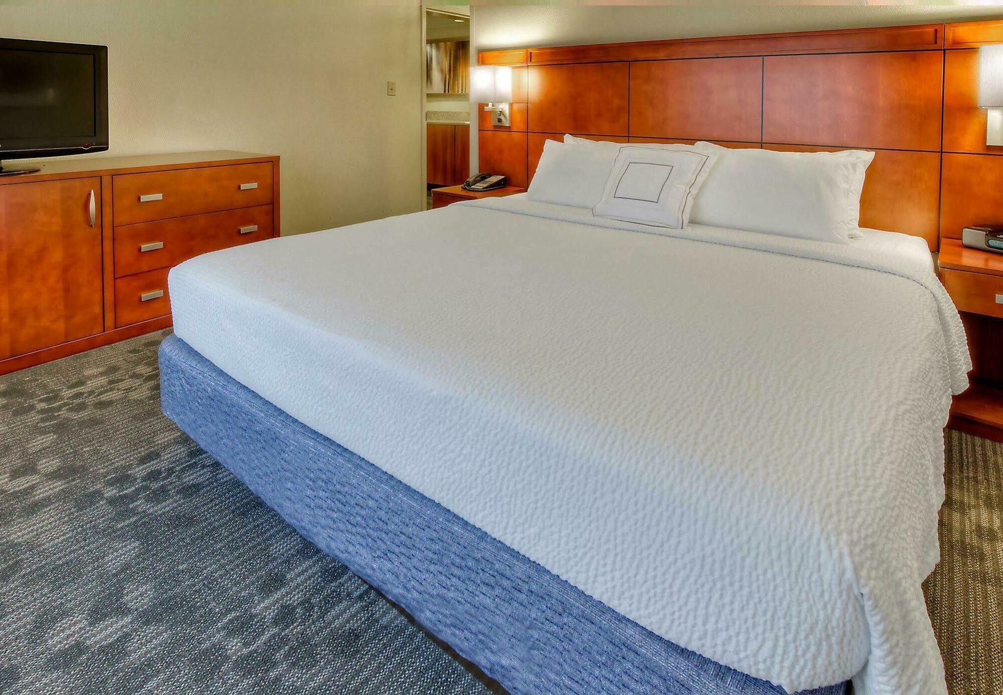 Hotel Courtyard By Marriott Burlington Exterior foto